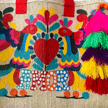 Load image into Gallery viewer, Amor Hand painted palm leaves bag - SOLOLI