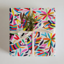 Load image into Gallery viewer, Tenango Wrapping paper sheets - SOLOLI