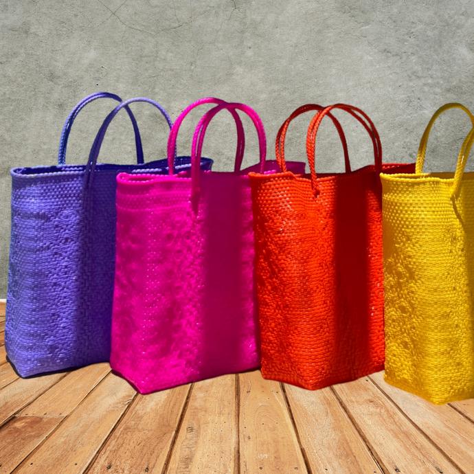 "Echoes of Oaxaca: The Mercado Bag's Journey from Market Staple to Global Eco-Icon"