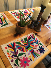 Load image into Gallery viewer, Otomi Placemats - SOLOLI 
